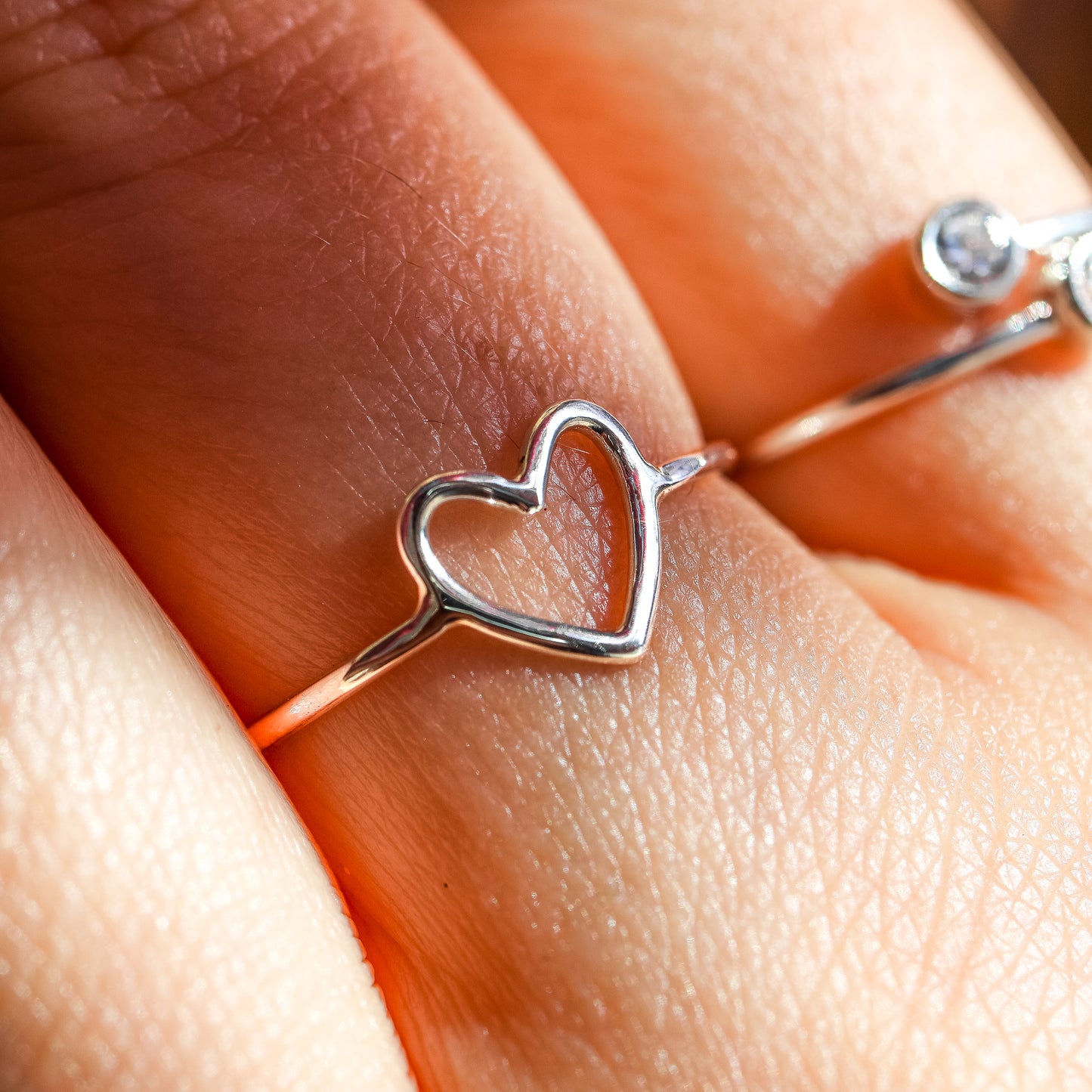 ANILLO CORAZON CALADO