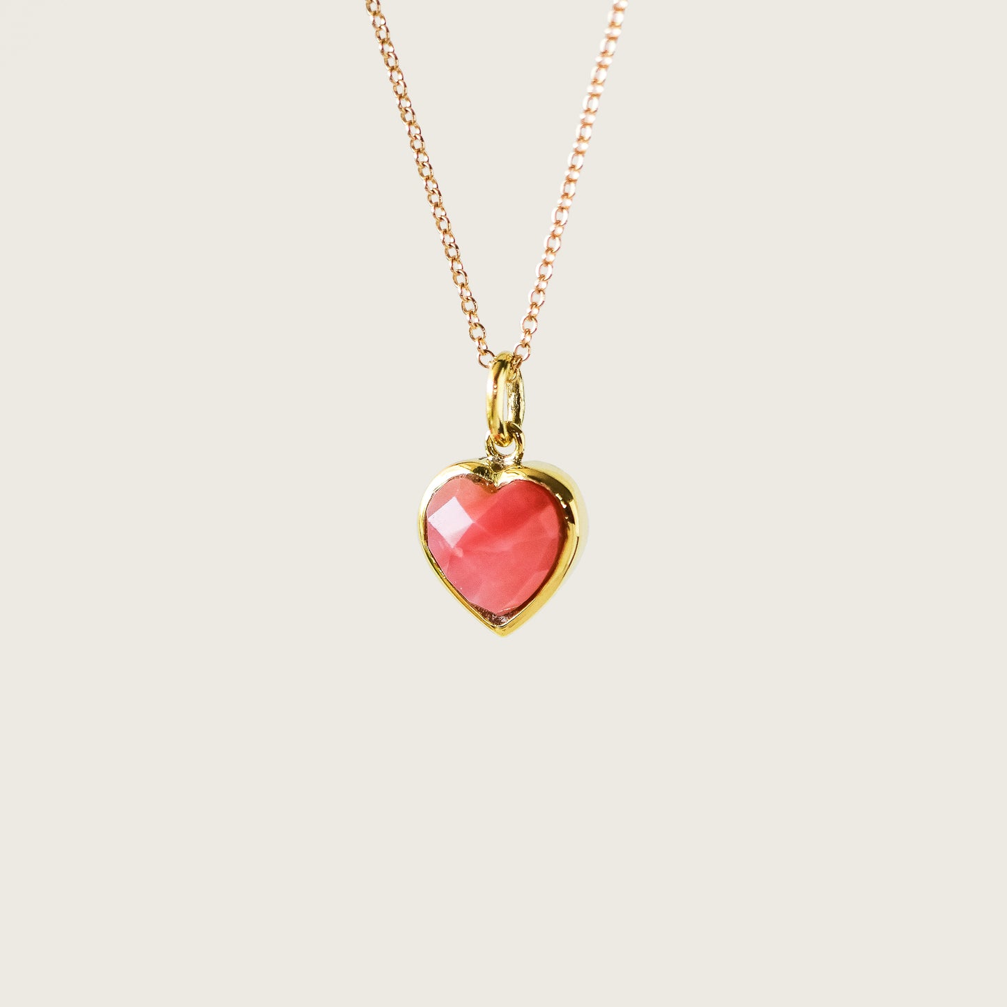DIJE CORAZON BISELADO OPALO ROSADO