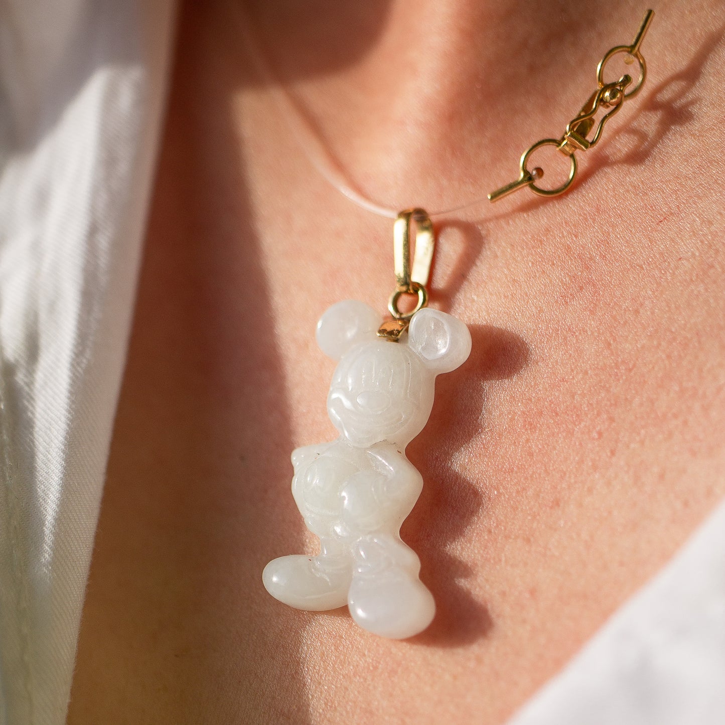 DIJE MICKEY JADE BLANCO