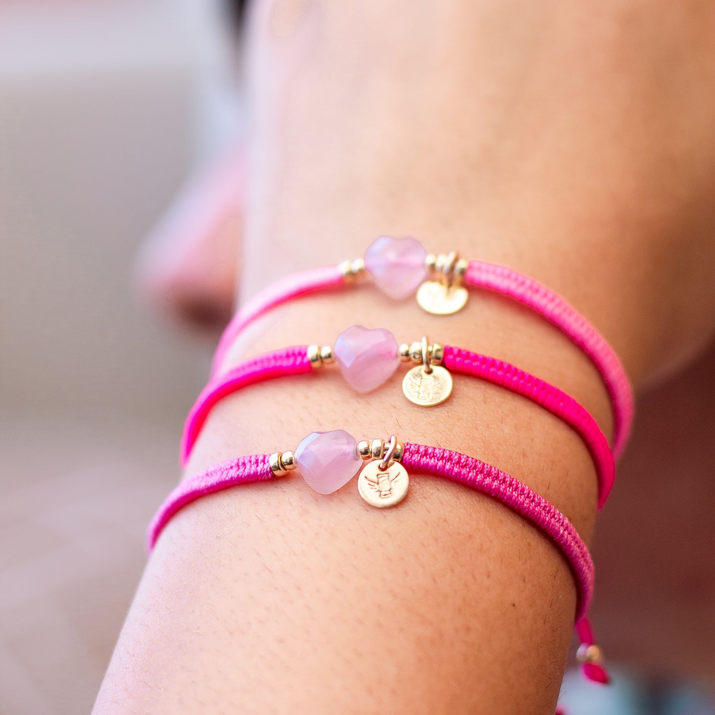 PULSERA VOLARE CORAZON CUARZO ROSA