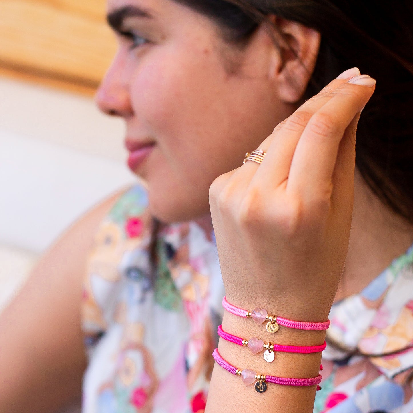 PULSERA VOLARE CORAZON CUARZO ROSA